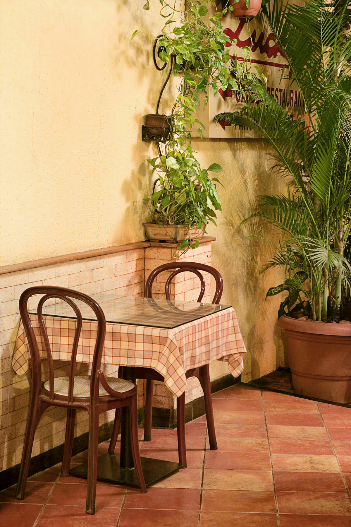 Lucky Hotel Bandra Mumbai Exterior photo
